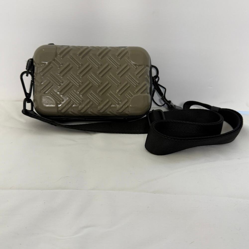 Zara Rigid Crossbody Hard Shell Purse‎ Bag Army Green